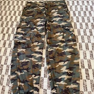 Levi's Camouflage Wide Leg Pants
